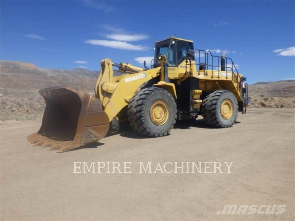 Komatsu WA600-6 Фронтальні навантажувачі