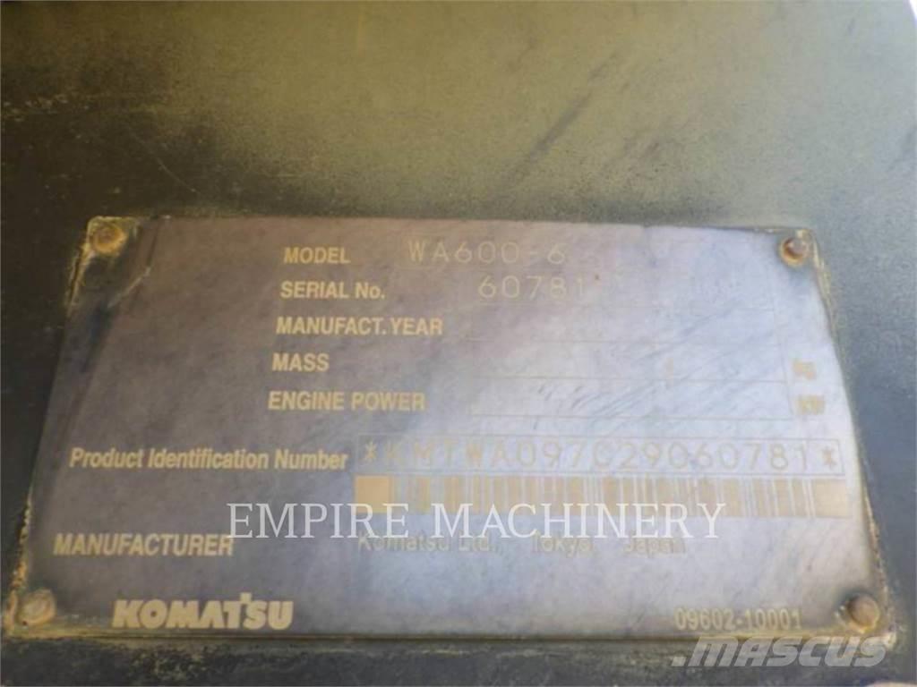 Komatsu WA600-6 Фронтальні навантажувачі