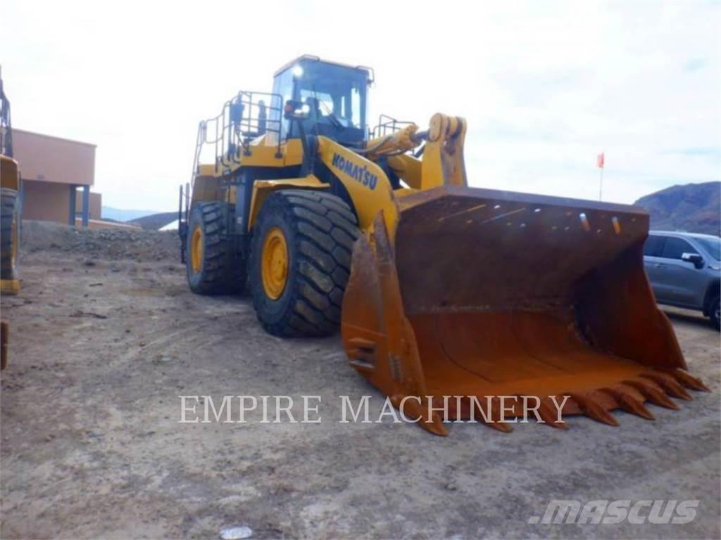 Komatsu WA600-8 Фронтальні навантажувачі