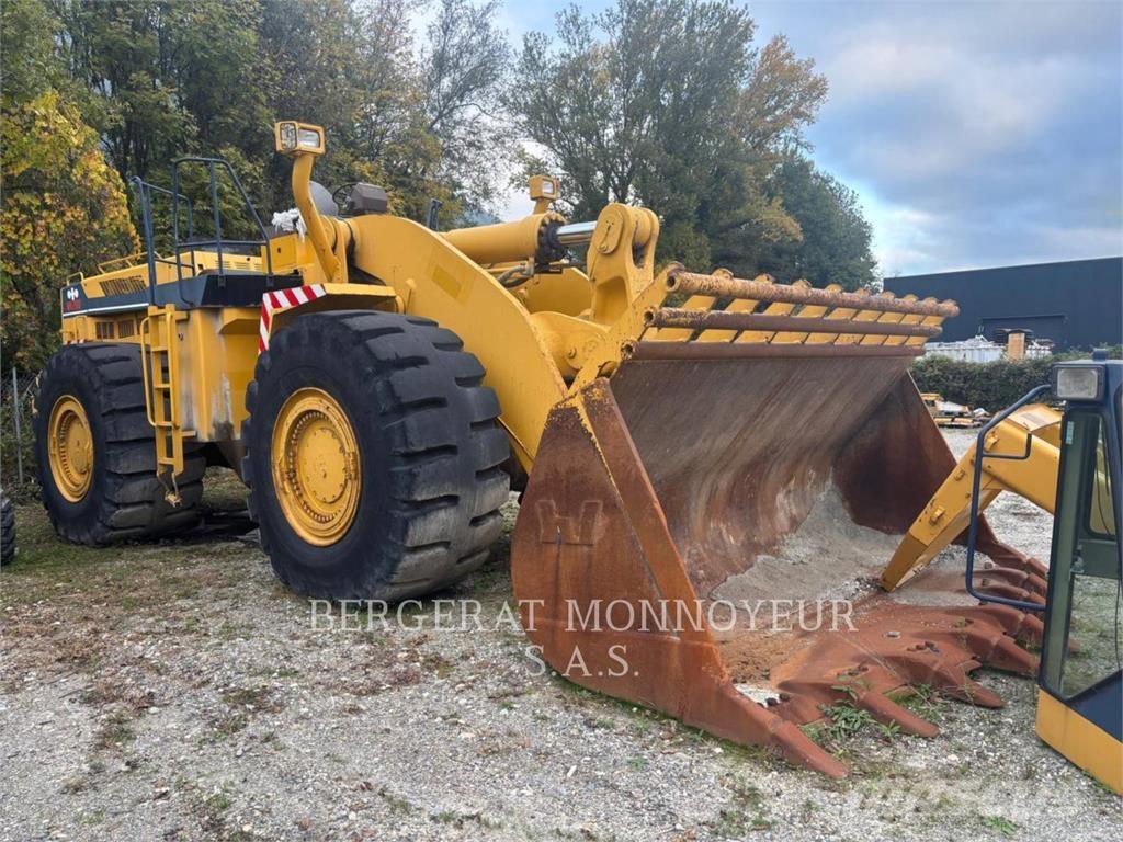 Komatsu WA700 Фронтальні навантажувачі