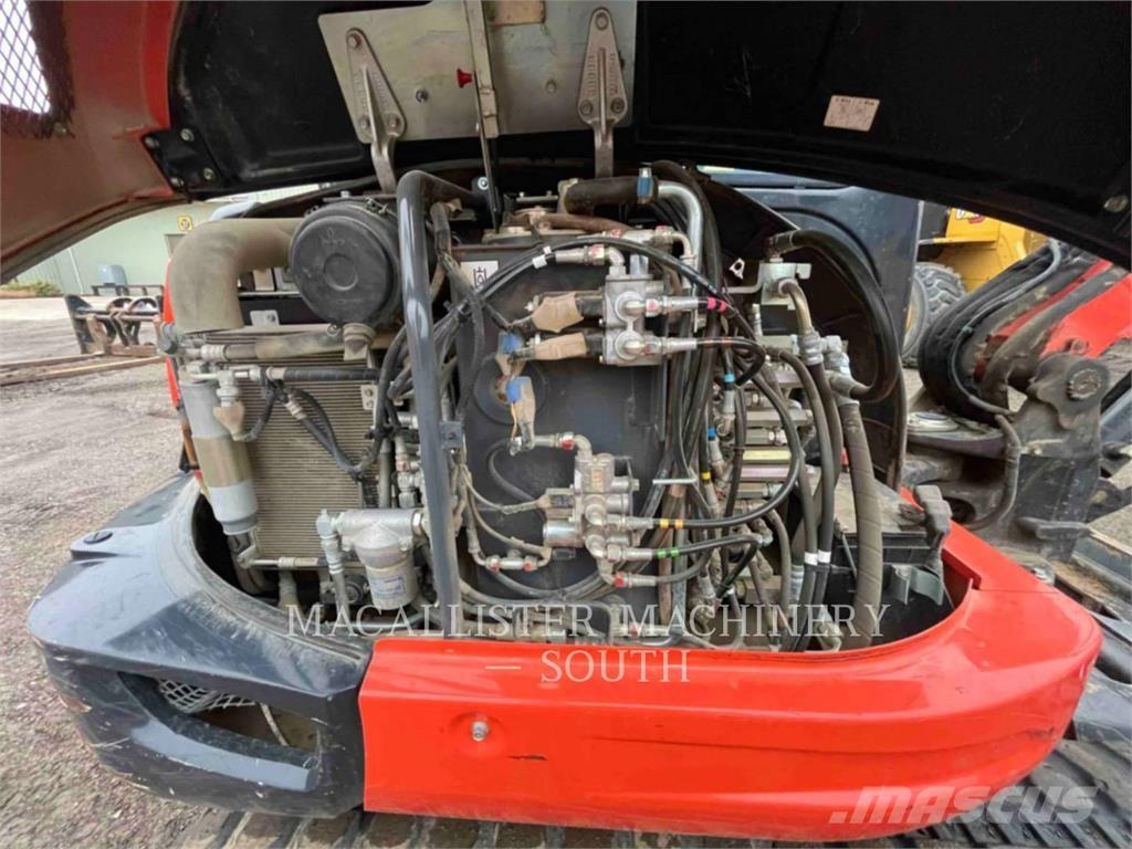 Kubota KX040 Гусеничні екскаватори