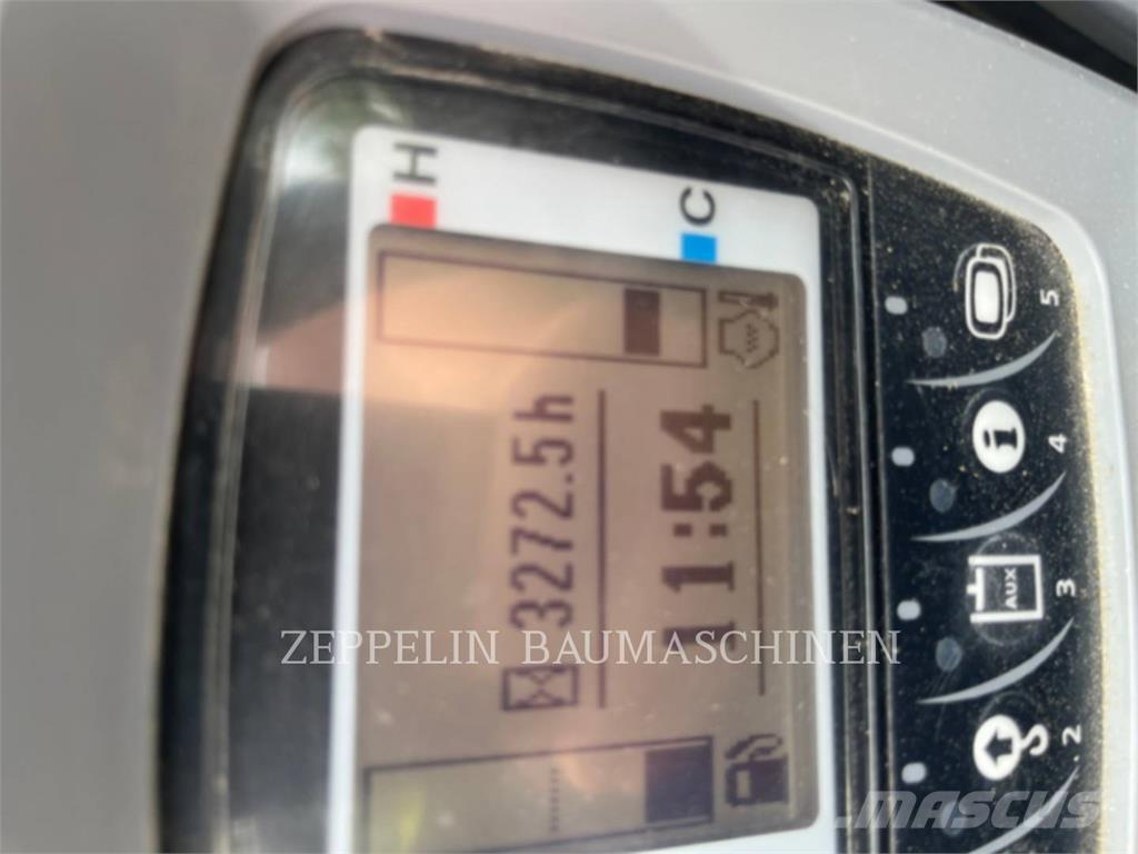 Kubota KX080-4 Гусеничні екскаватори