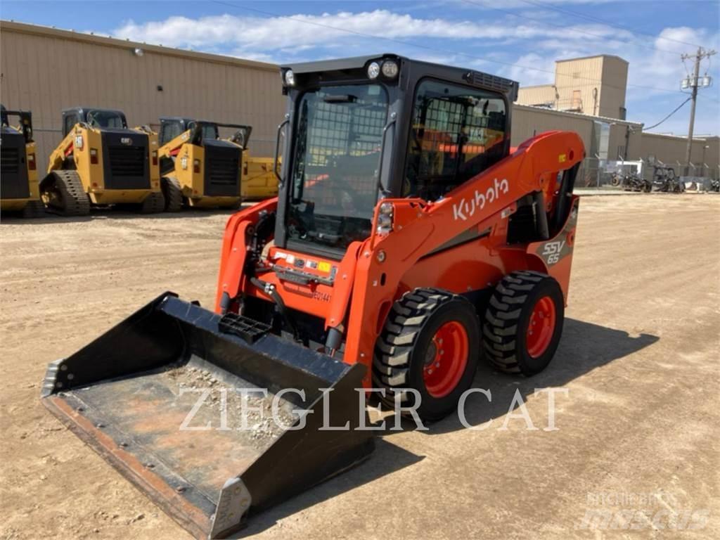 Kubota SSV65 Міні-навантажувачі