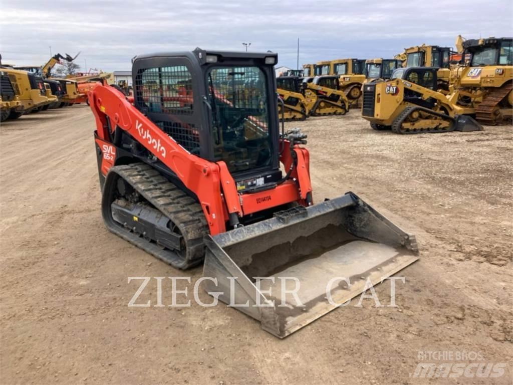 Kubota SVL65-2 Гусеничні вантажники