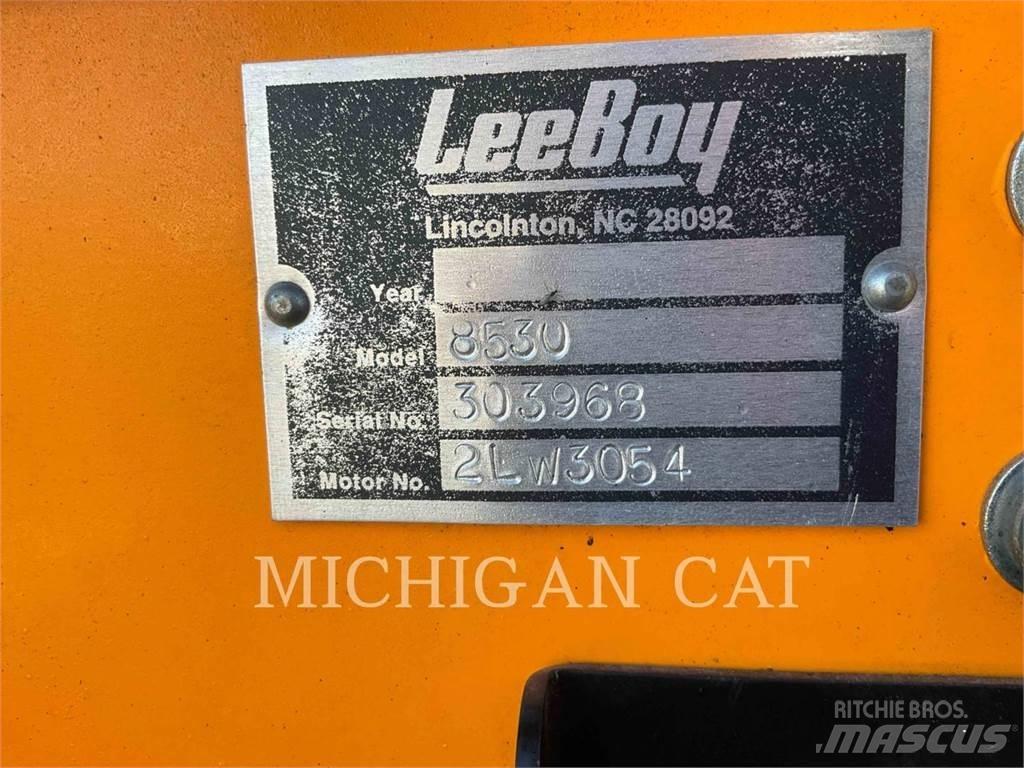 LeeBoy 8530 Асфальтовкладачі