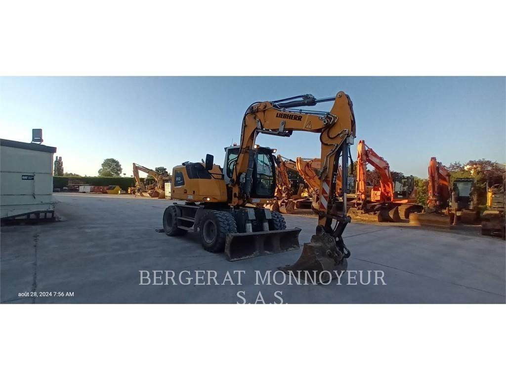 Liebherr A912 Колісні екскаватори