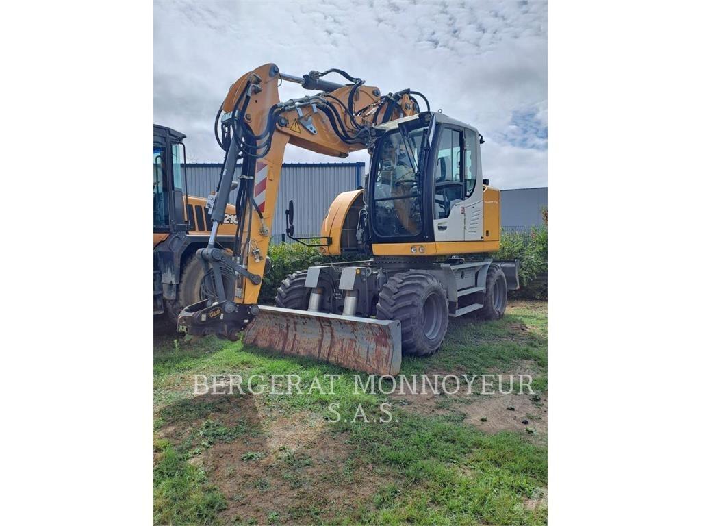 Liebherr A913 Колісні екскаватори
