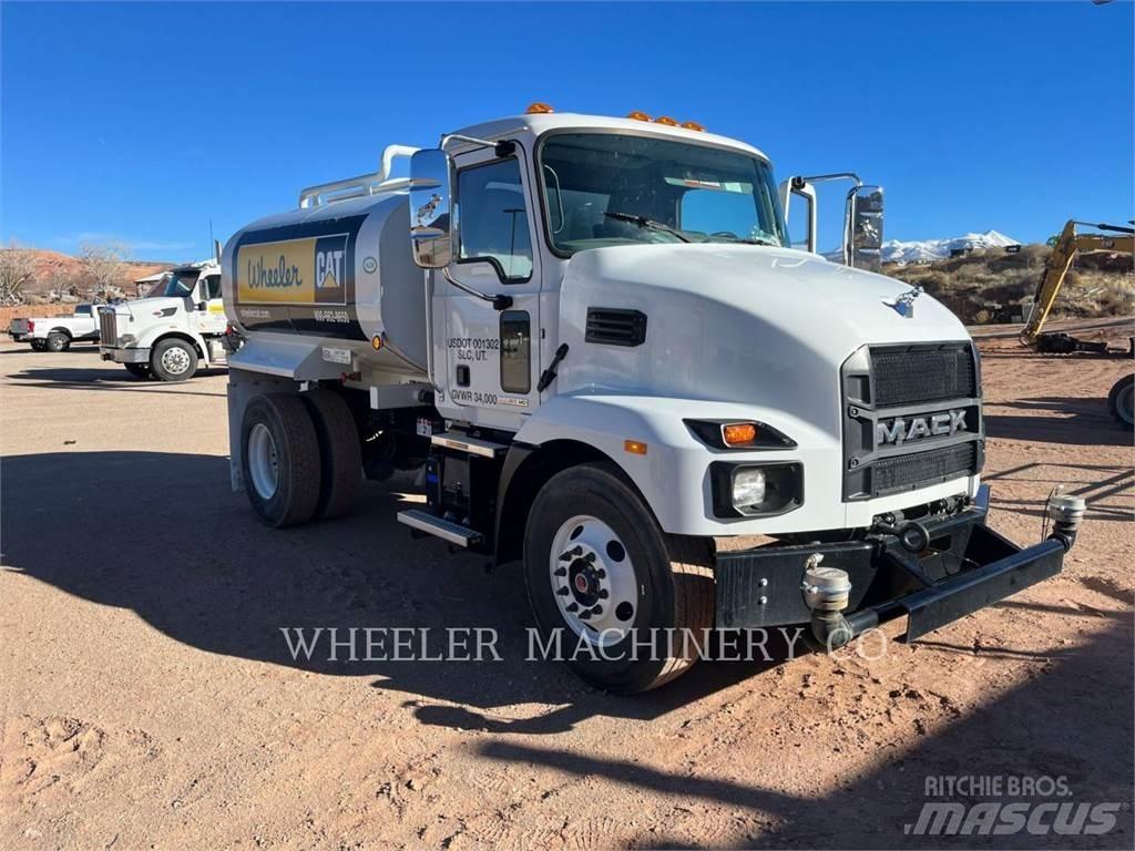Mack WT2000 A Вантажівки-цистерни
