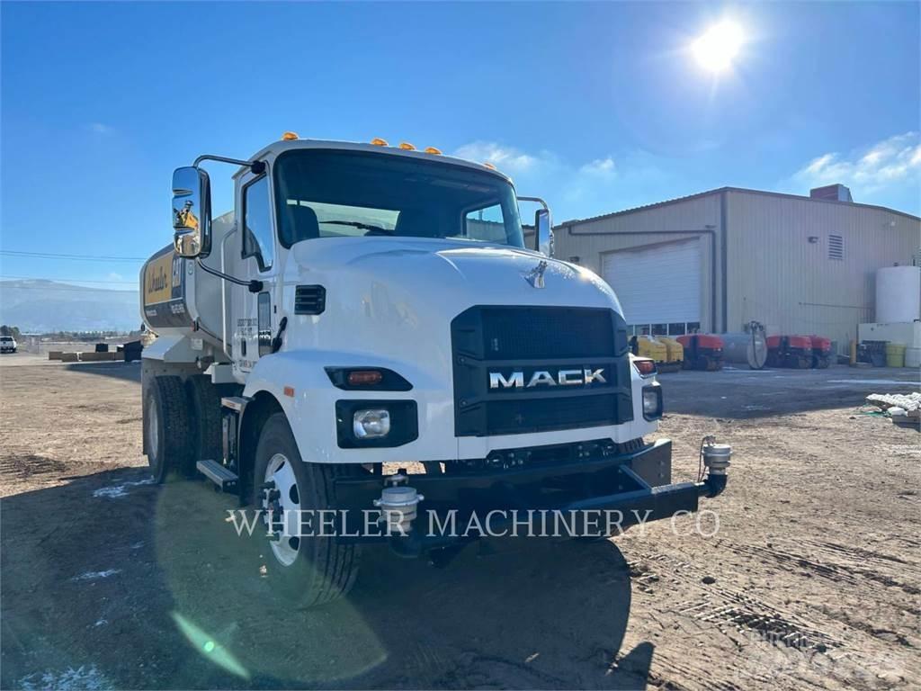Mack WT2000 A Вантажівки-цистерни