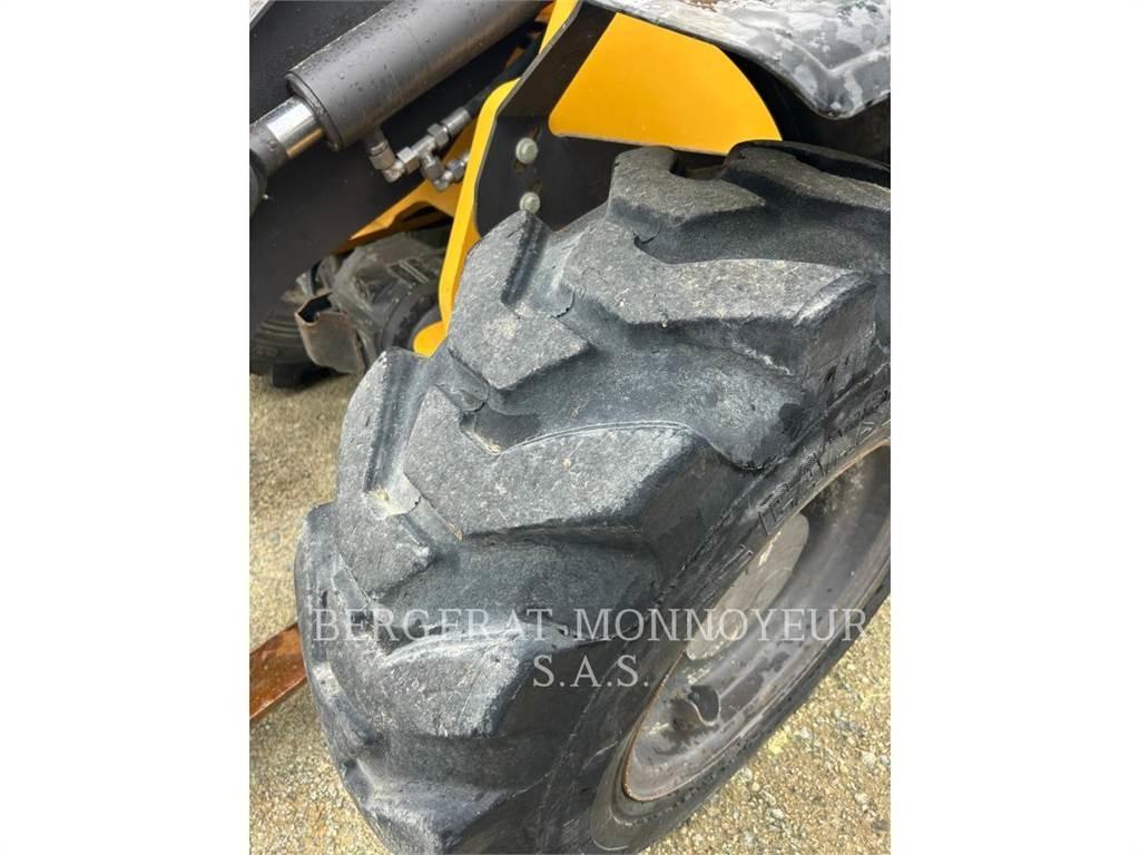 Mecalac AX850 Фронтальні навантажувачі