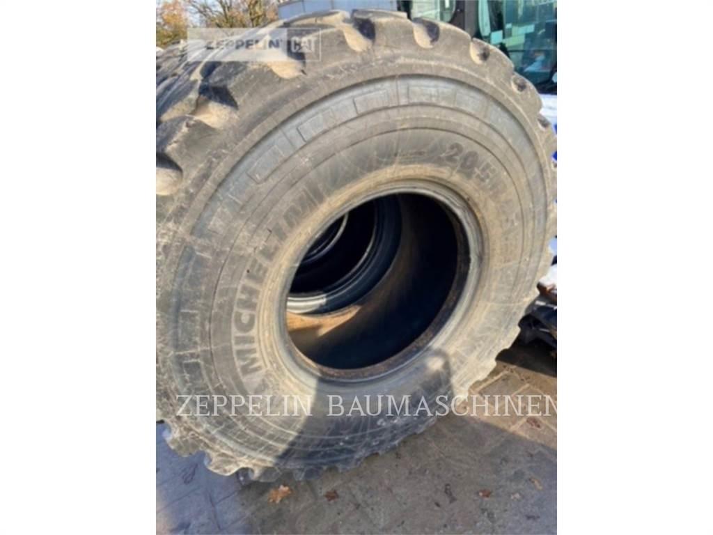 Michelin 4X 20.5R25XHA Шини