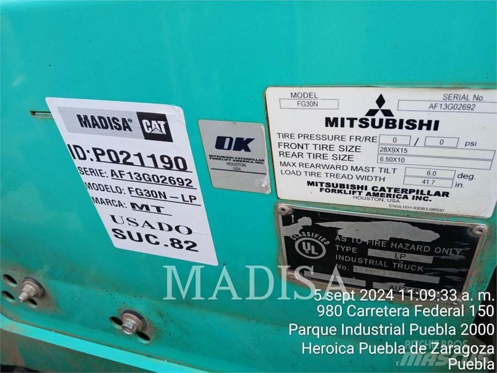 Mitsubishi FG30N-LP Інше