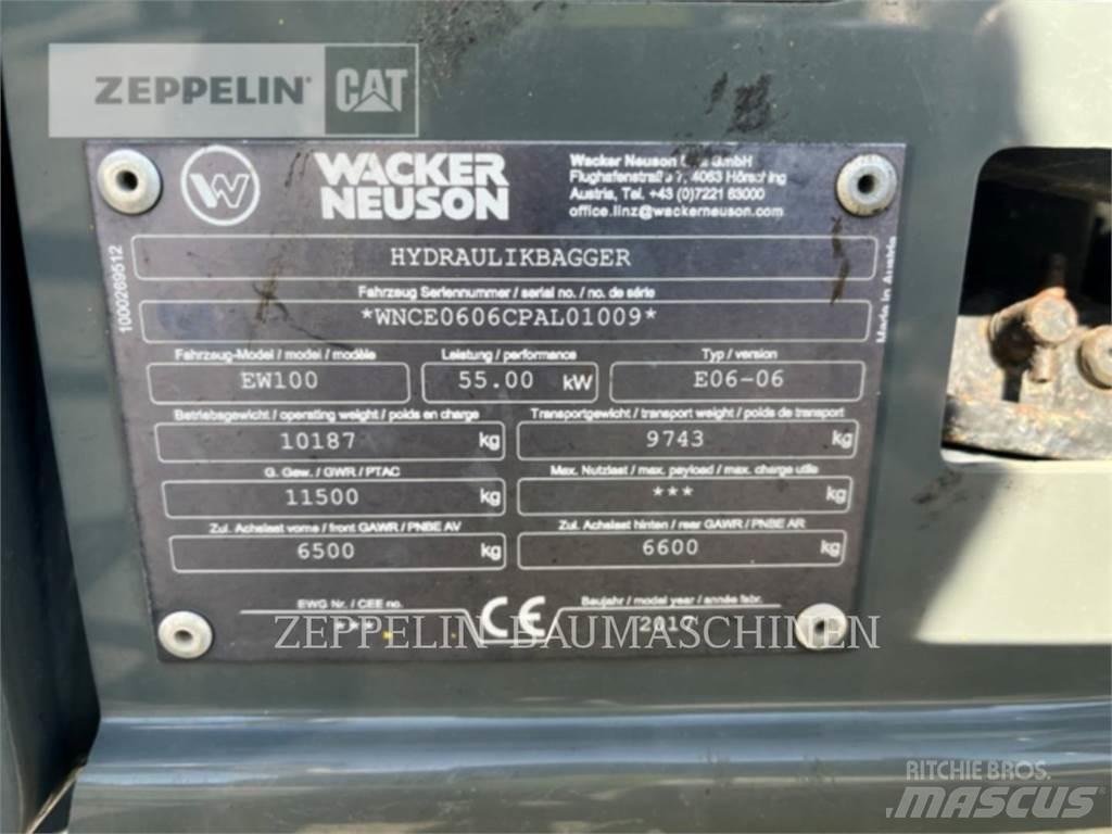 Neuson EW100 Колісні екскаватори