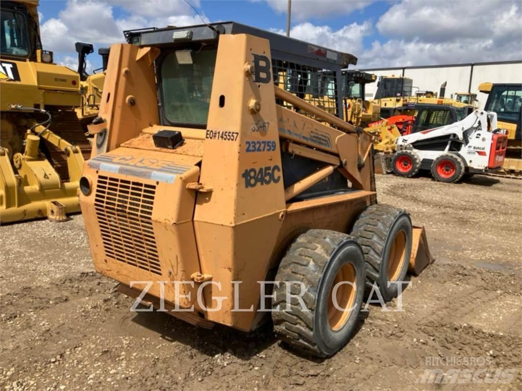 New Holland 1845 Міні-навантажувачі