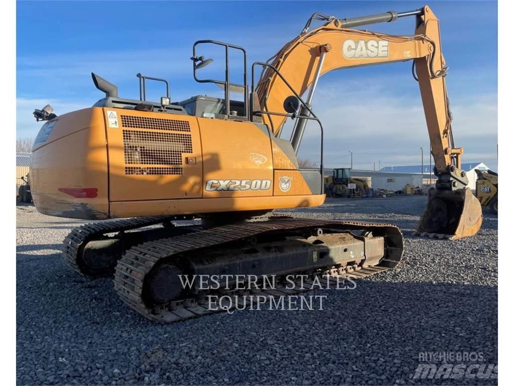 New Holland CX250D Гусеничні екскаватори