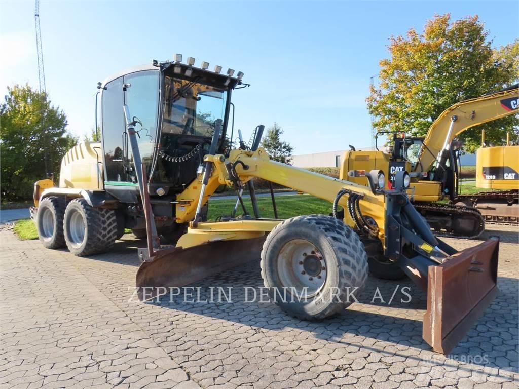 New Holland F106,7A Грейдери