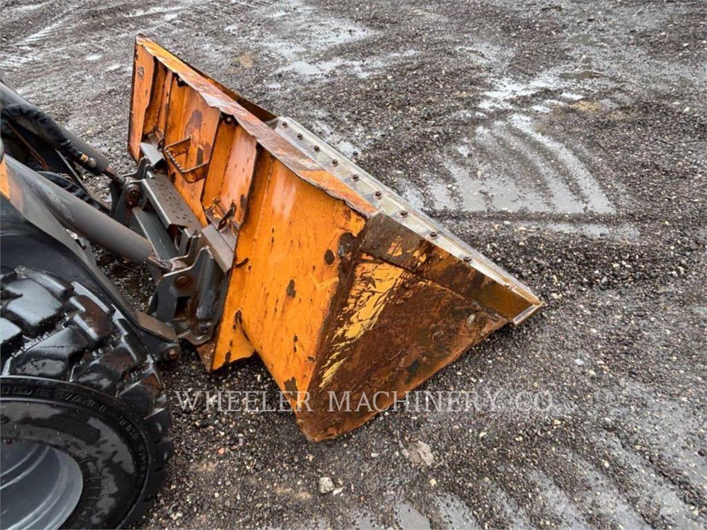 New Holland L328 SSL Міні-навантажувачі