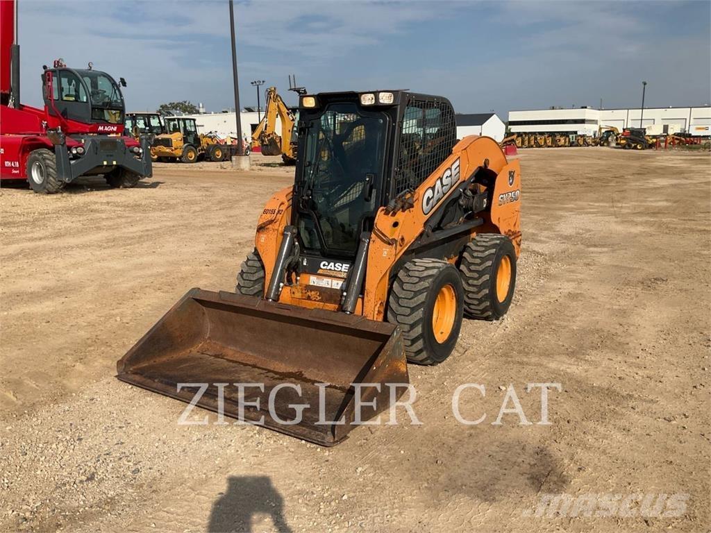 New Holland SV250 Міні-навантажувачі