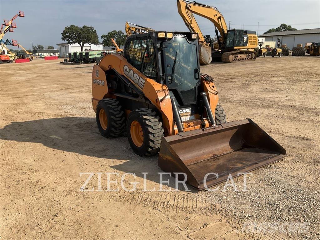 New Holland SV250 Міні-навантажувачі