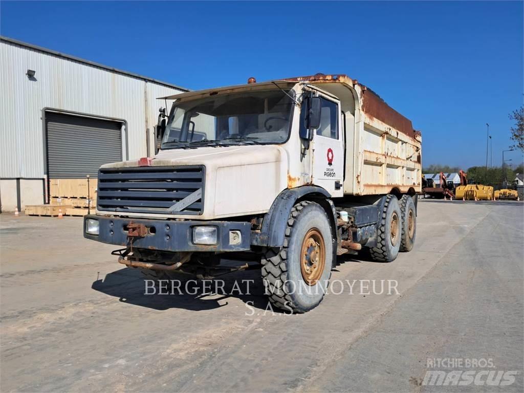 Perlini 131 33 Зчленовані самоскиди