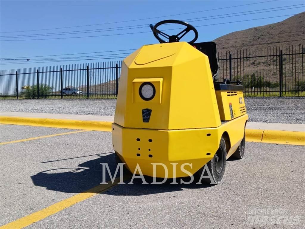 Polaris C-425 Форвардери