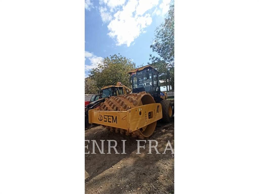 SEM MACHINERY 510 Ущільнювачі грунту