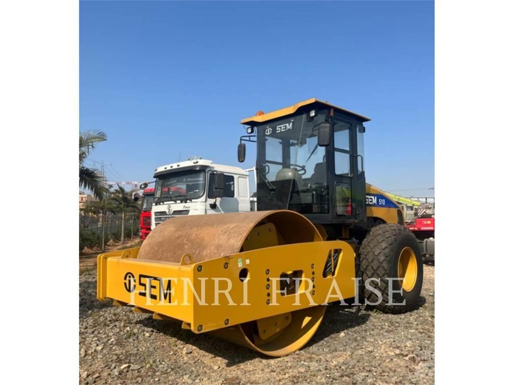 SEM MACHINERY 510 Ущільнювачі грунту