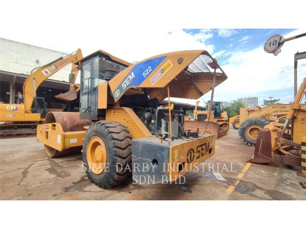 SEM MACHINERY SEM 522 Ущільнювачі грунту