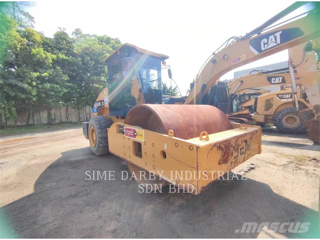 SEM MACHINERY SEM 522 Ущільнювачі грунту