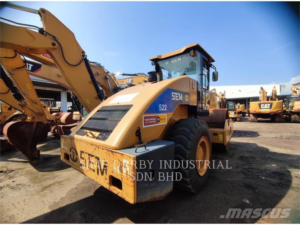 SEM MACHINERY SEM 522 Ущільнювачі грунту