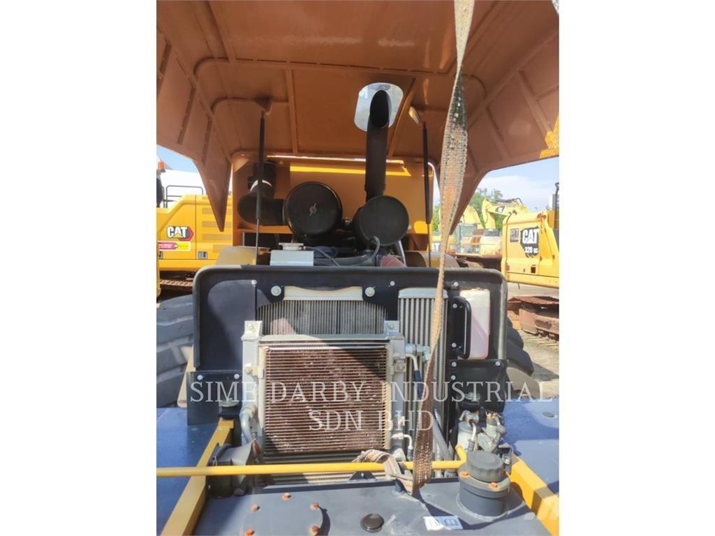 SEM MACHINERY SEM 522 Ущільнювачі грунту