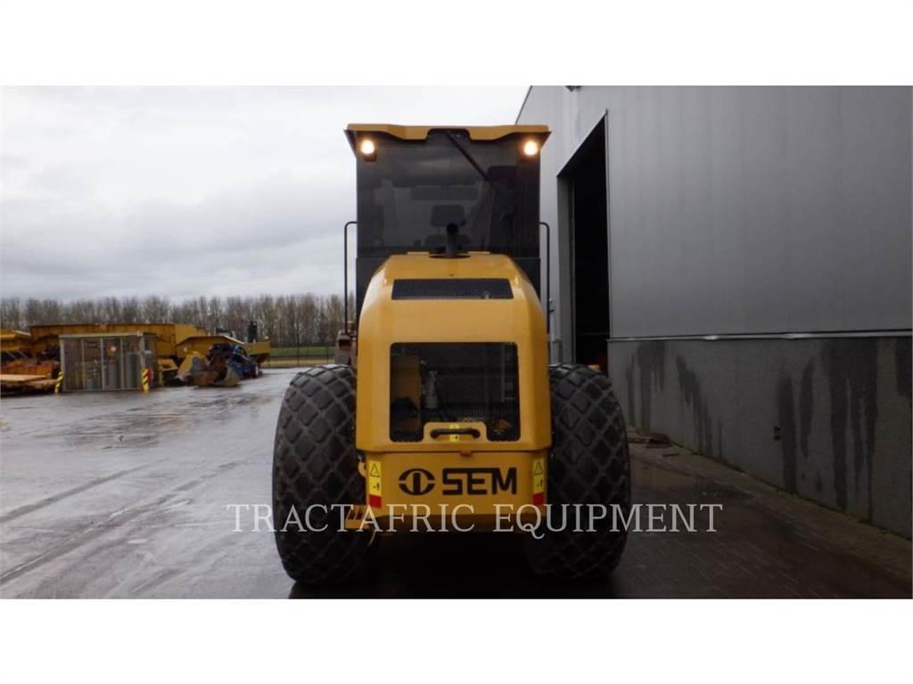 SEM MACHINERY SEM512 Ущільнювачі грунту