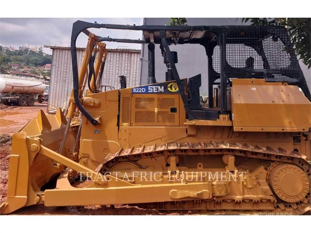 SEM MACHINERY SEM822D Гусеничні бульдозери