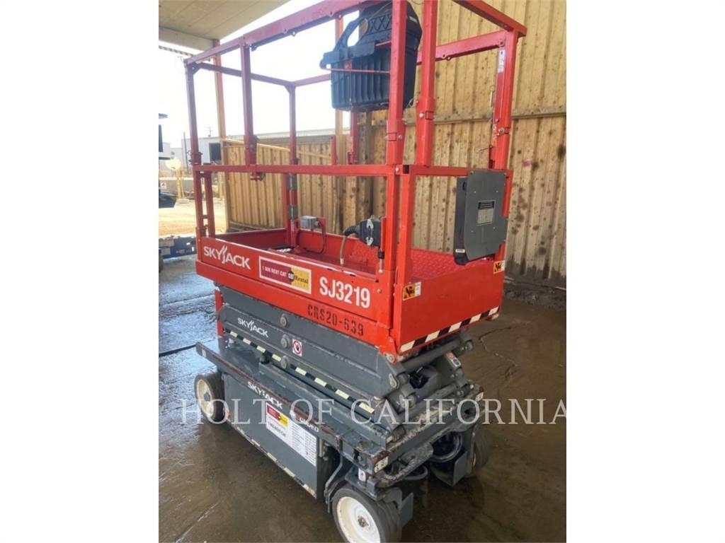 Skyjack SCISSOR 19 Підйомники-ножиці