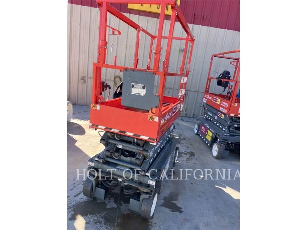 Skyjack SCISSOR 19 Підйомники-ножиці