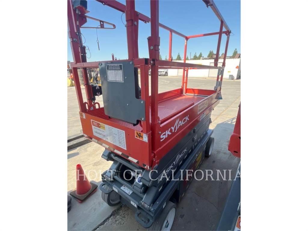 Skyjack SCISSOR26N Підйомники-ножиці