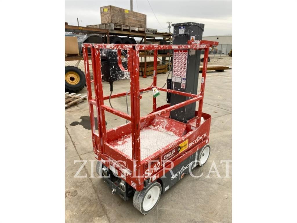 Skyjack SJ12 Підйомники-ножиці