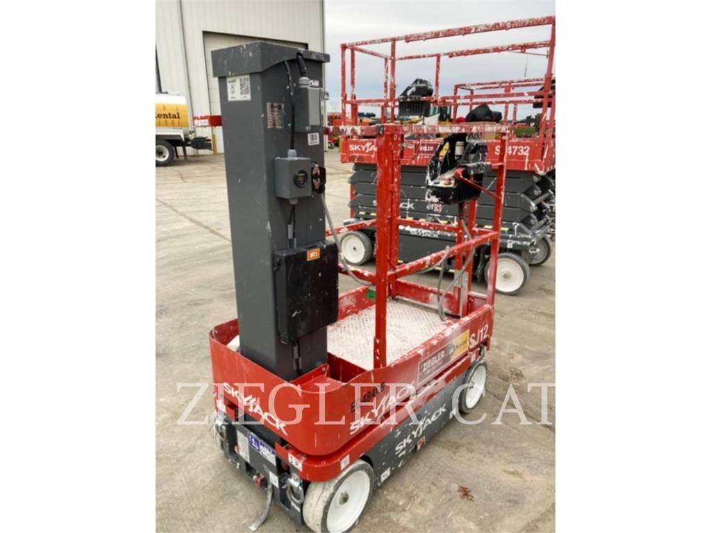 Skyjack SJ12 Підйомники-ножиці