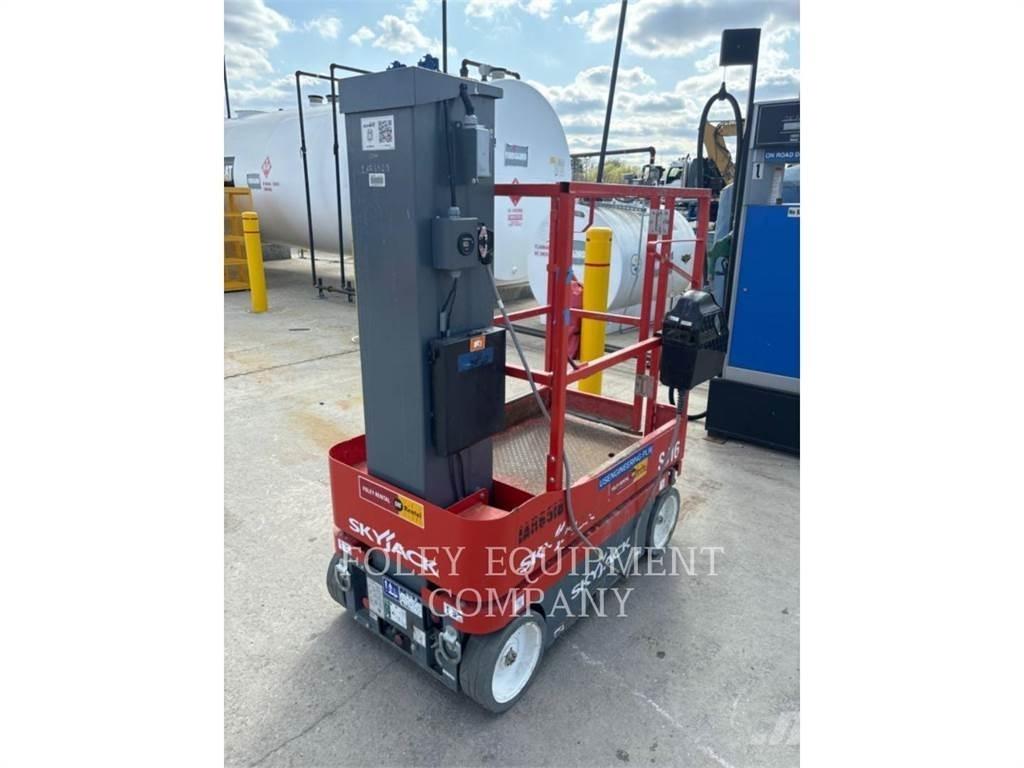Skyjack SJ16 Підйомники-ножиці