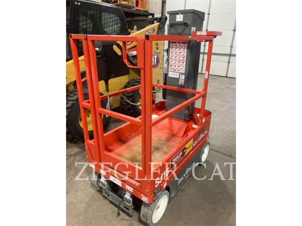 Skyjack SJ16 Підйомники-ножиці