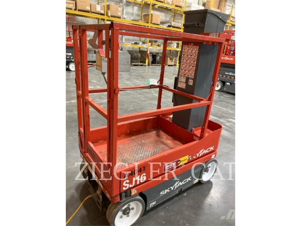 Skyjack SJ16 Підйомники-ножиці
