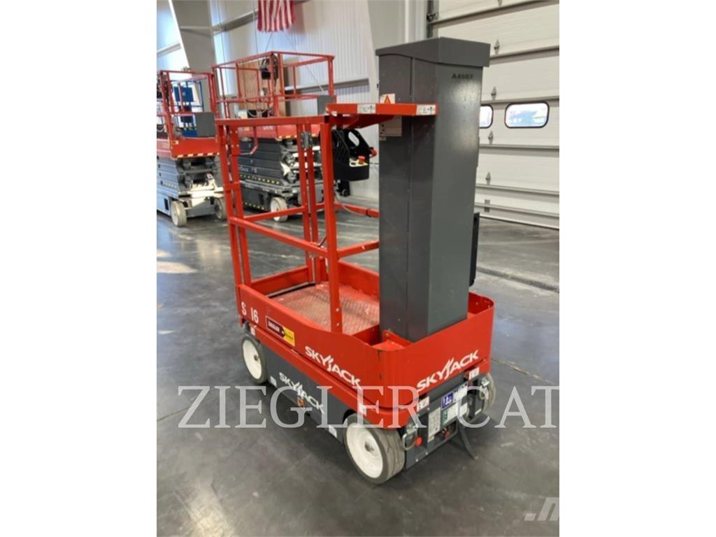 Skyjack SJ16 Підйомники-ножиці