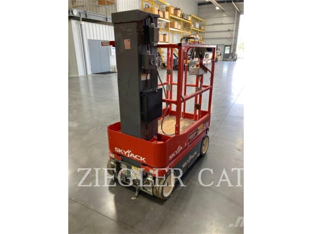 Skyjack SJ16 Підйомники-ножиці