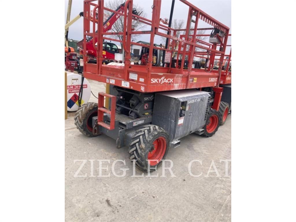 Skyjack SJ6826RT Підйомники-ножиці