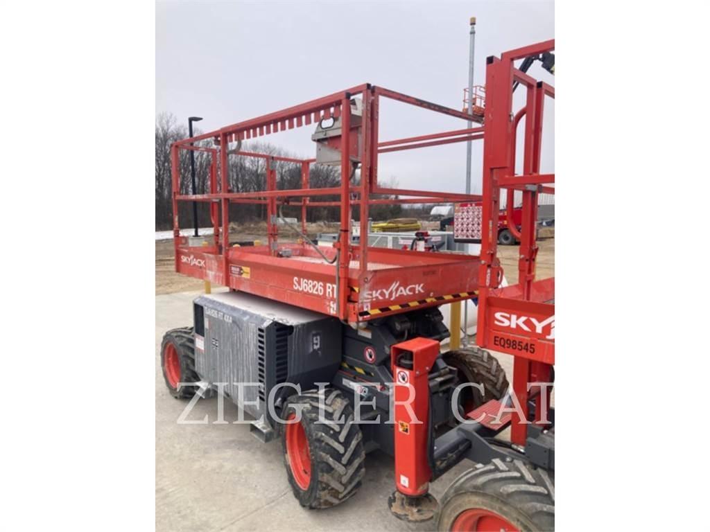 Skyjack SJ6826RT Підйомники-ножиці
