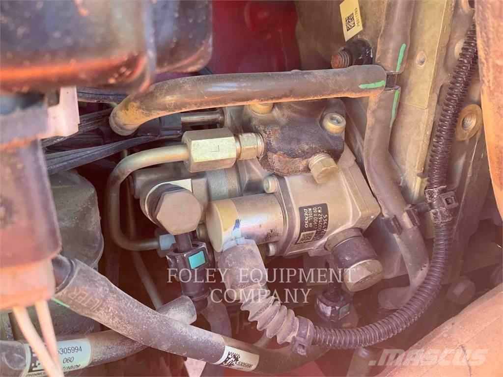 SkyTrak 6042O Телескопічні навантажувачі