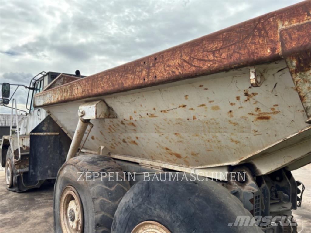 Terex TA25 Зчленовані самоскиди