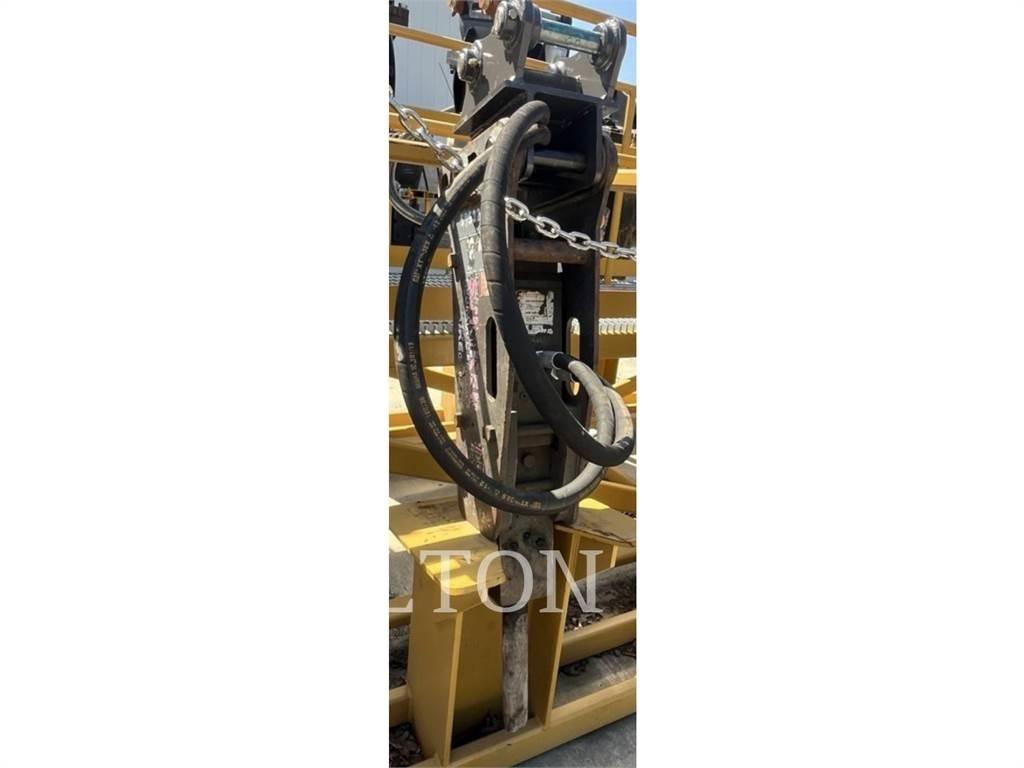  TNB-4M HYDRAULIC HAMMER Плуги