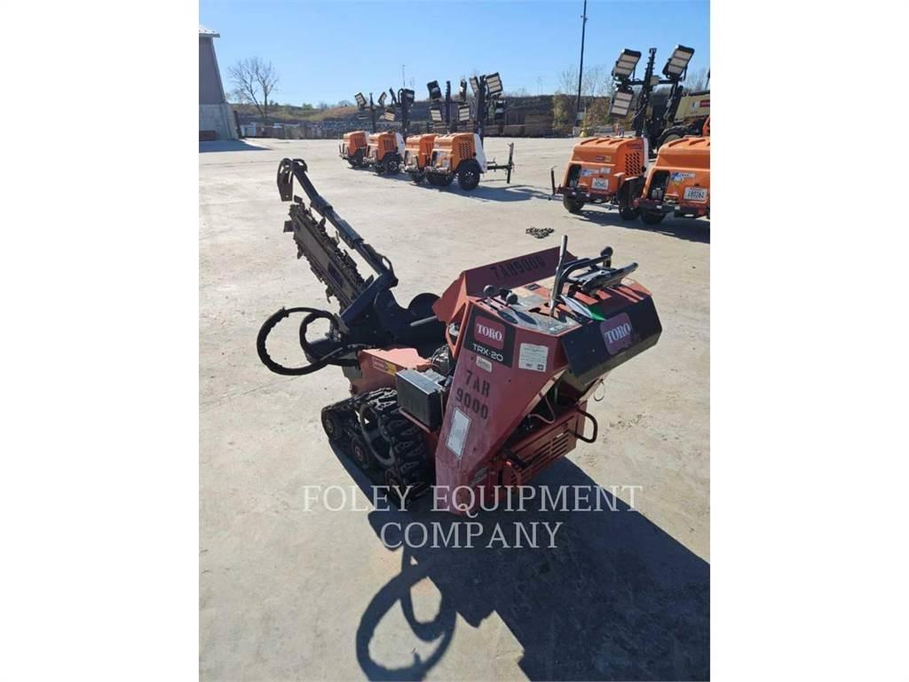 Toro TRX20 Канавокопачі