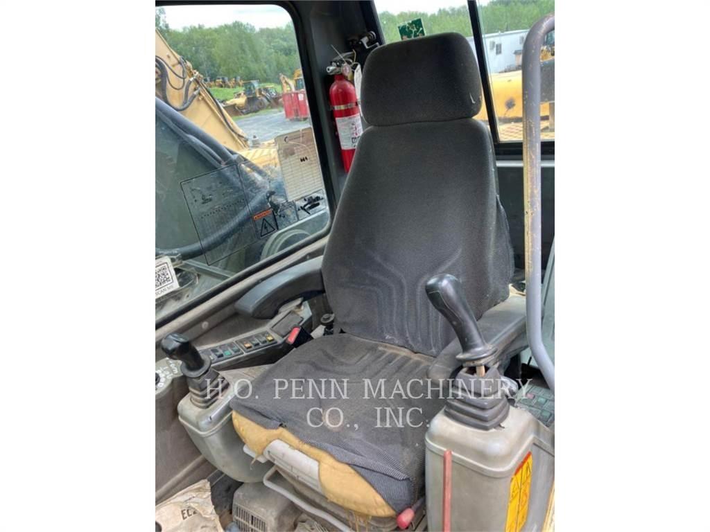 Volvo EC290LC Гусеничні екскаватори